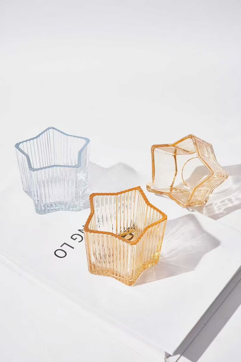 நட்சத்திர வடிவ கண்ணாடி மெழுகுவர்த்தி வைத்திருப்பவர்