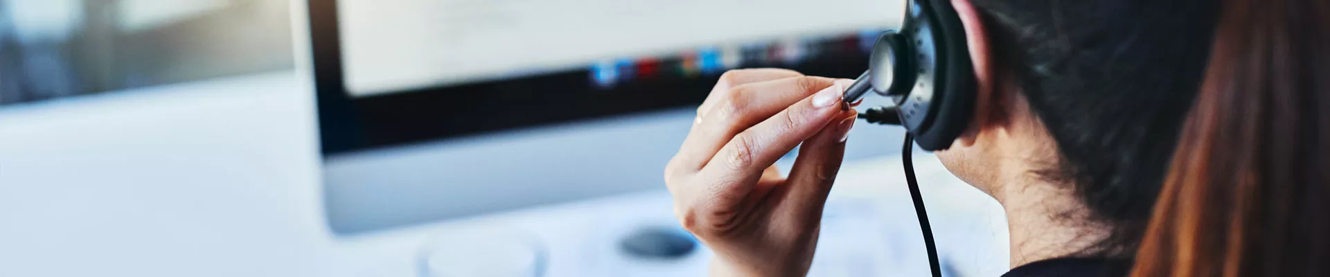 எங்களைத் தொடர்பு கொள்ளுங்கள்