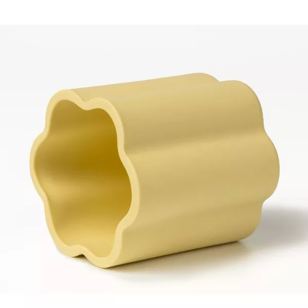 கலை மலர் விளிம்பு பீங்கான் மெழுகுவர்த்தி வைத்திருப்பவர்