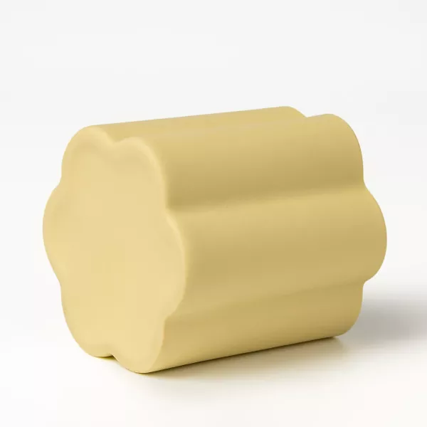 கலை மலர் விளிம்பு பீங்கான் மெழுகுவர்த்தி வைத்திருப்பவர்